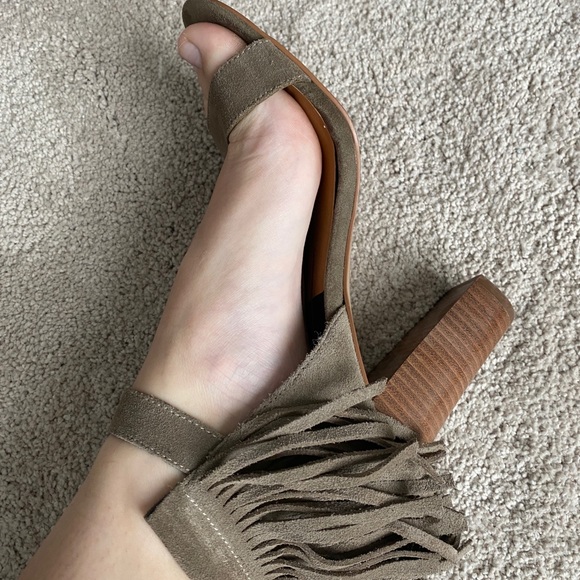 Dolce Vita Nancy Fringe Heels - Picture 5 of 5